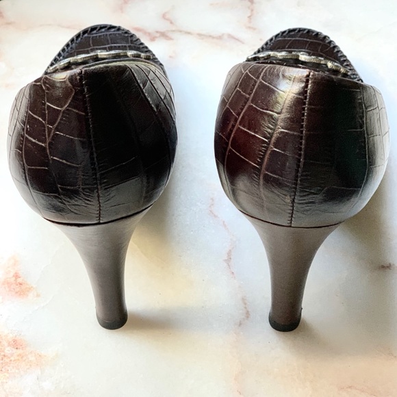 Brown Heels - Picture 6 of 8